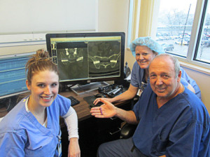 Samba Screw Inventor Dr Asfora with his team